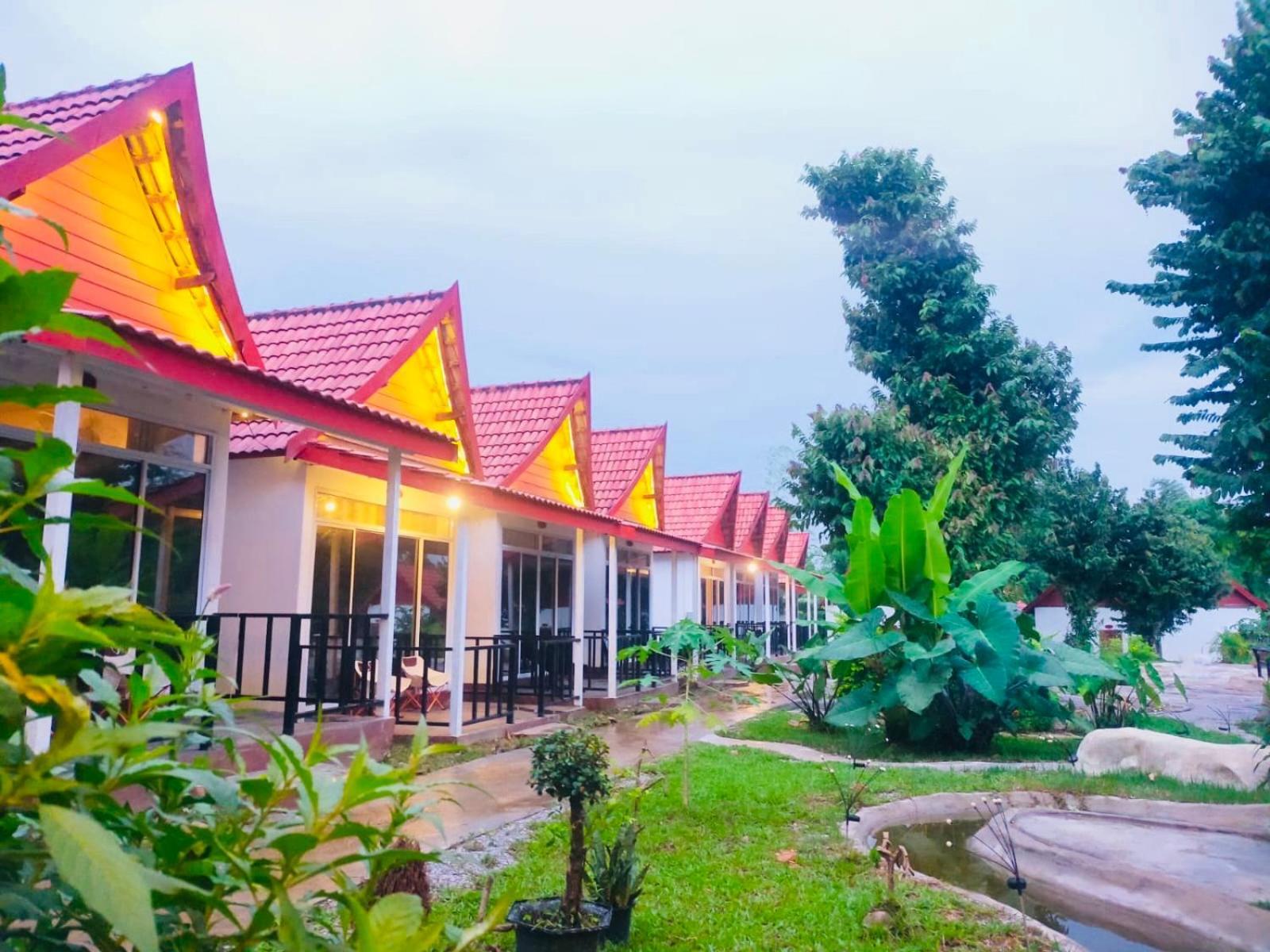 Jungle Paradise Vangvieng - Bungalows ヴァンヴィエン エクステリア 写真