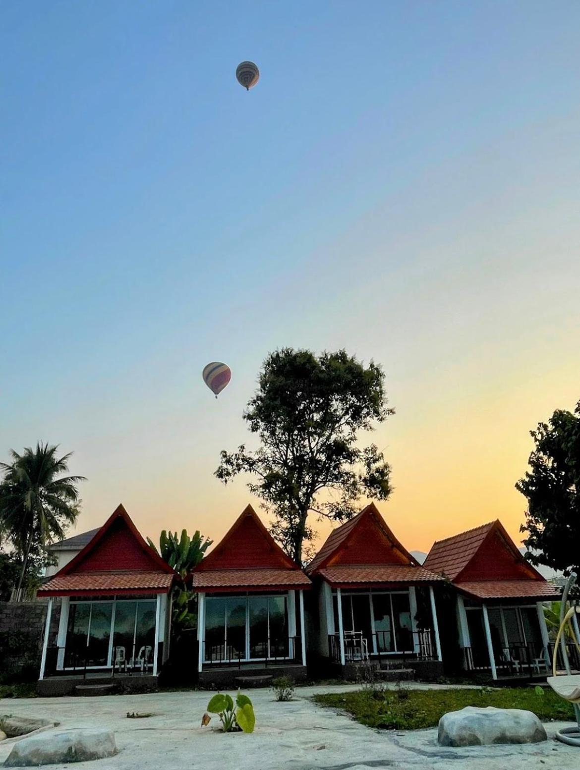 Jungle Paradise Vangvieng - Bungalows ヴァンヴィエン エクステリア 写真