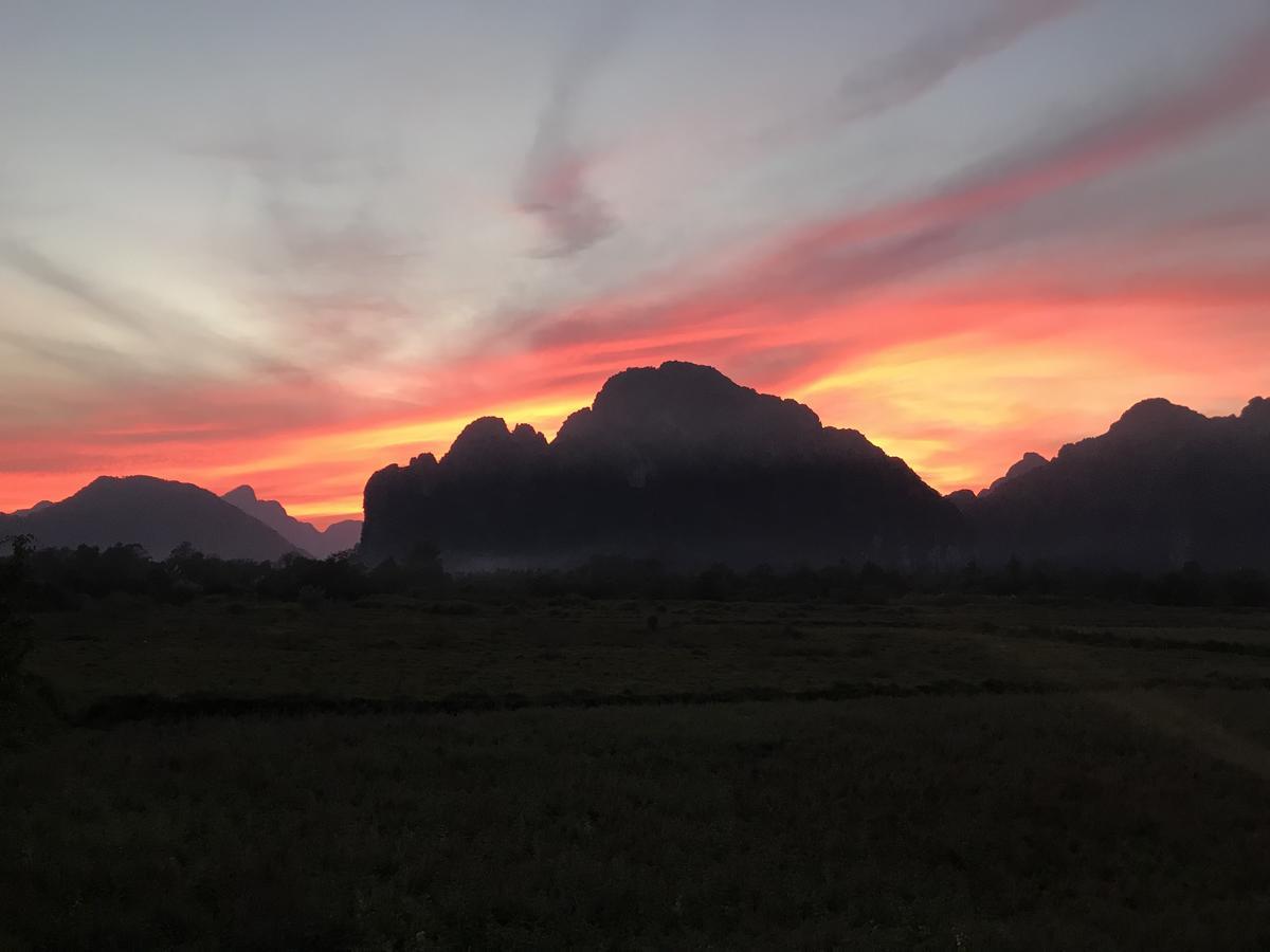 Jungle Paradise Vangvieng - Bungalows ヴァンヴィエン エクステリア 写真