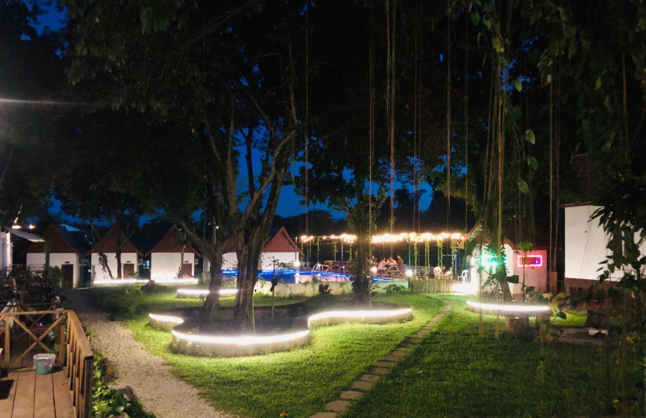Jungle Paradise Vangvieng - Bungalows ヴァンヴィエン エクステリア 写真