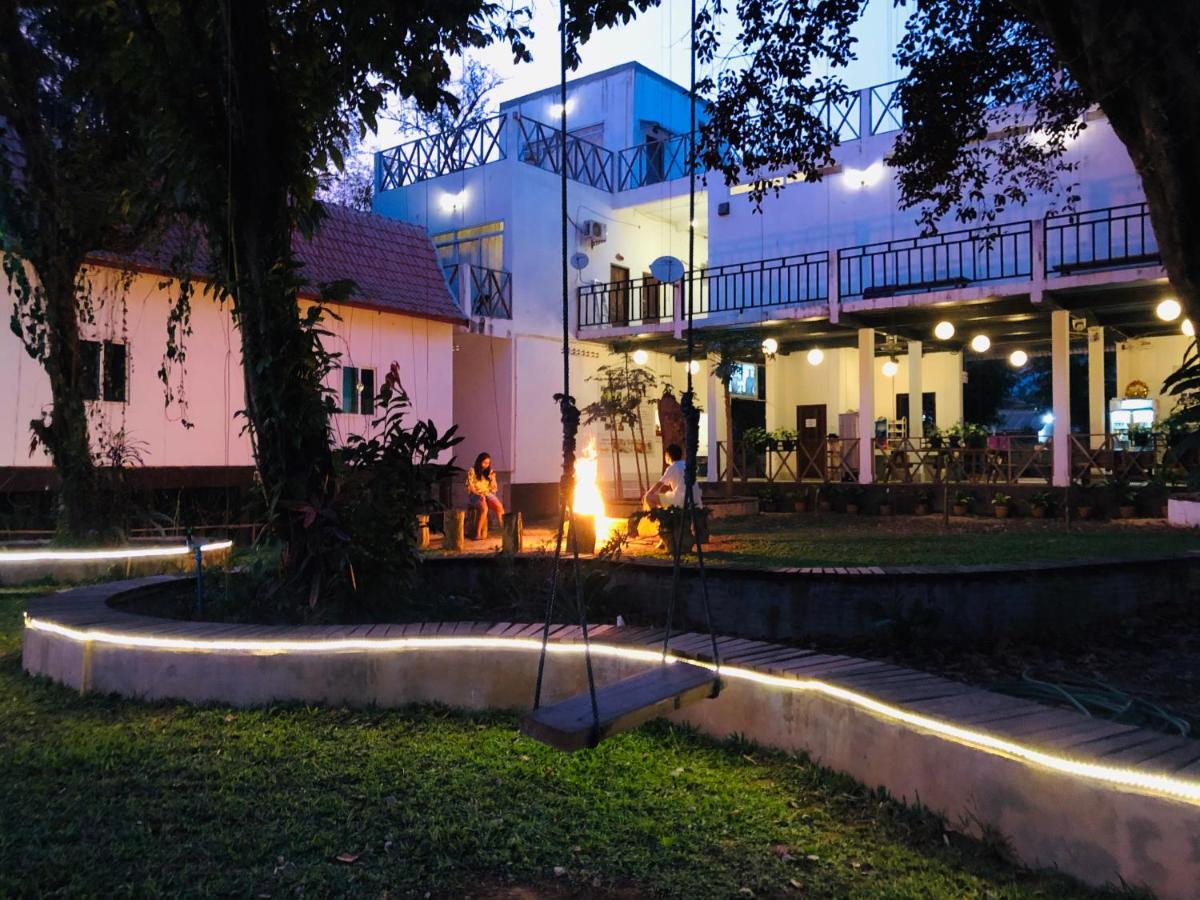 Jungle Paradise Vangvieng - Bungalows ヴァンヴィエン エクステリア 写真