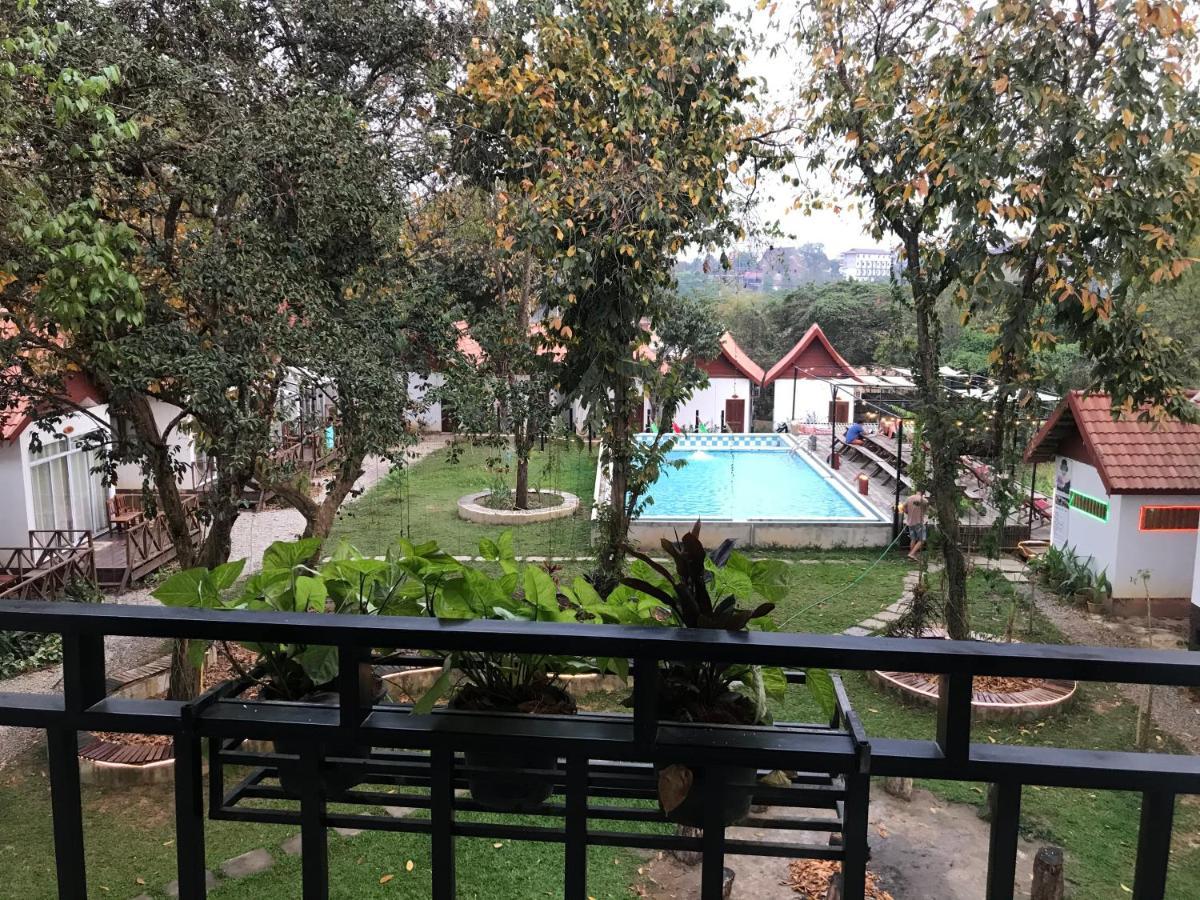 Jungle Paradise Vangvieng - Bungalows ヴァンヴィエン エクステリア 写真